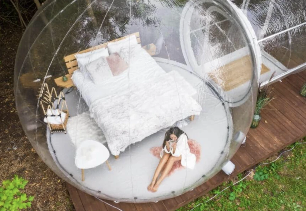 small inflatable bubble tent